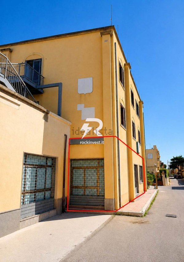 locale commerciale in vendita a Marsala