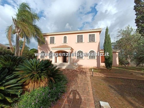 casa indipendente in vendita a Marsala