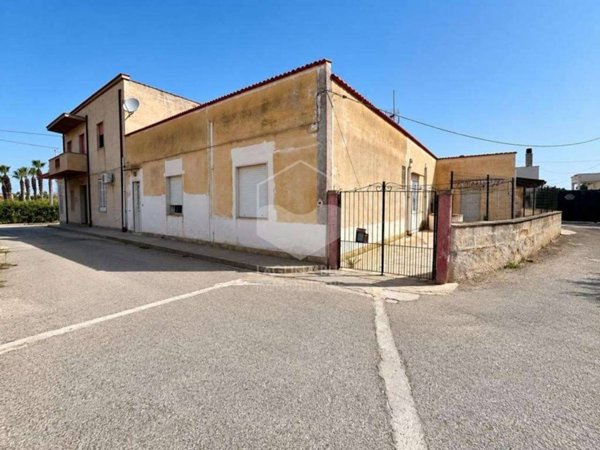 casa indipendente in vendita a Marsala