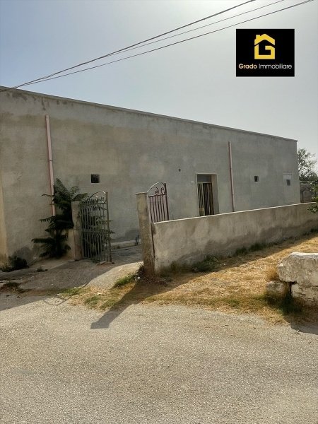 casa indipendente in vendita a Marsala