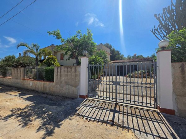 casa indipendente in vendita a Marsala