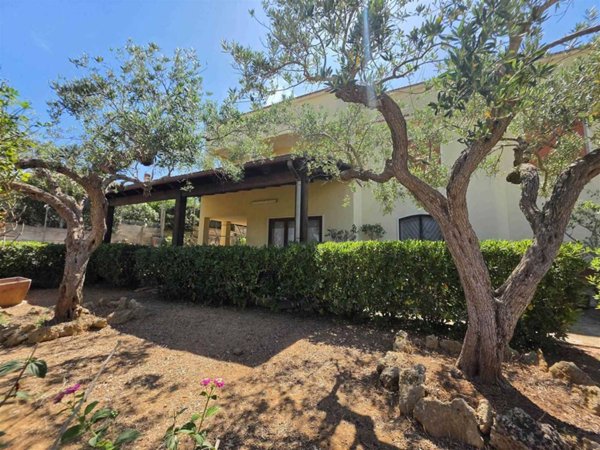 casa indipendente in vendita a Marsala
