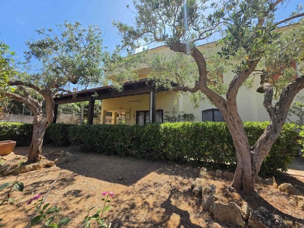 casa indipendente in vendita a Marsala