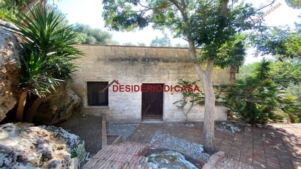 casa indipendente in vendita a Marsala