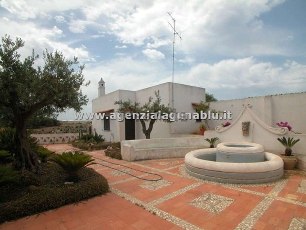 casa indipendente in vendita a Marsala