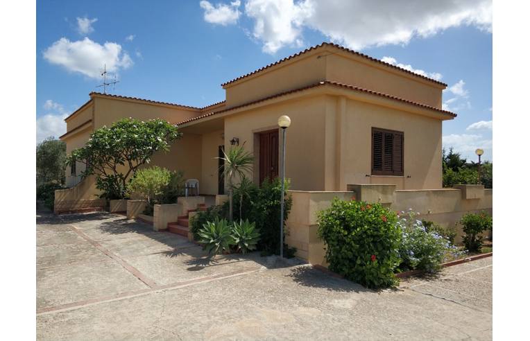 casa indipendente in vendita a Marsala