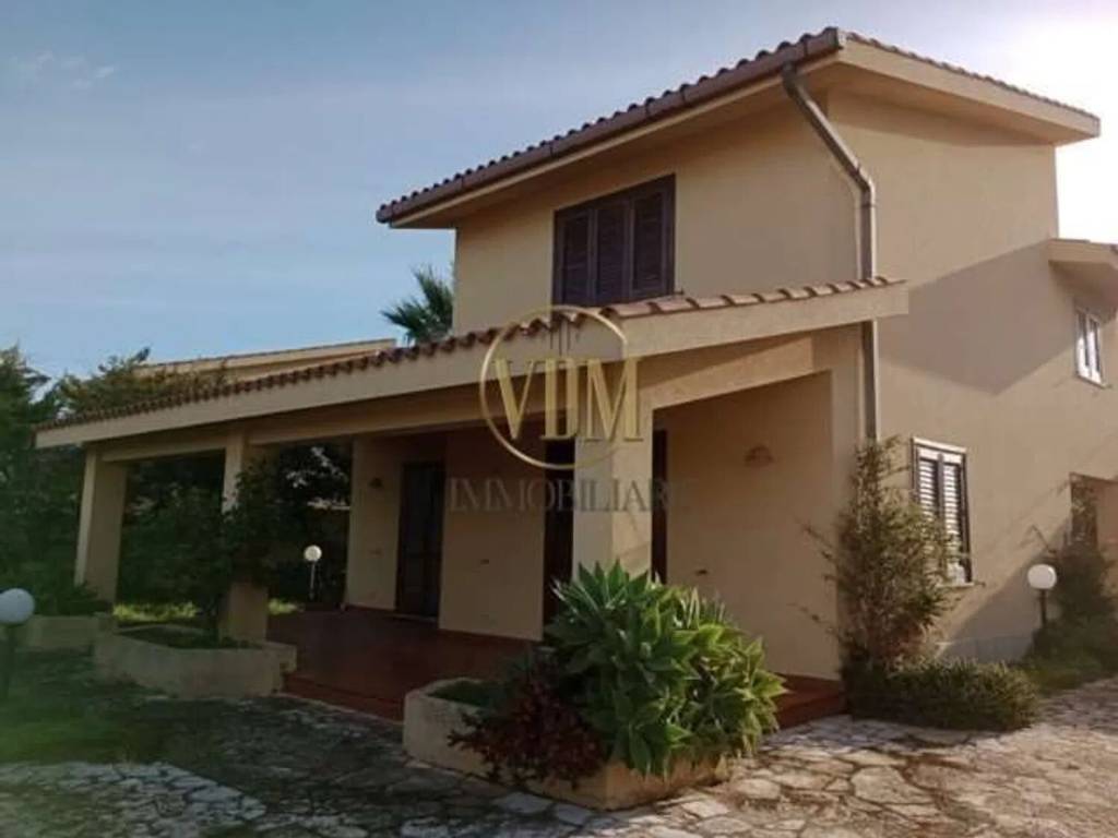 casa indipendente in vendita a Marsala