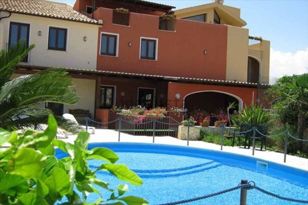 albergo in vendita a Marsala in zona Birgi