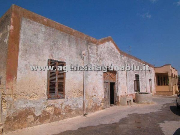 casa indipendente in vendita a Marsala