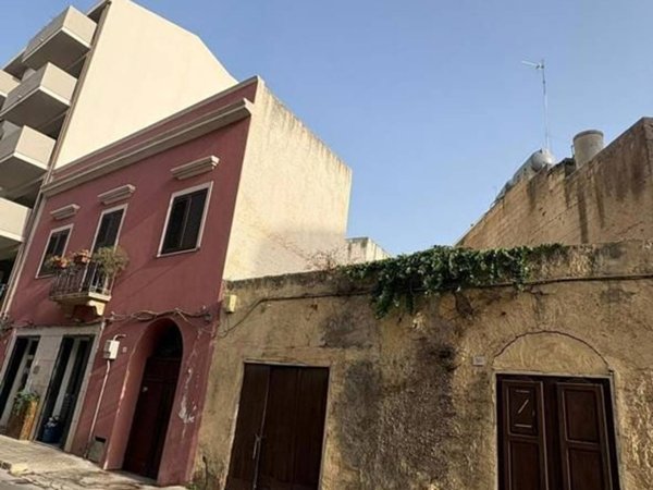 casa indipendente in vendita a Marsala in zona Centro Storico