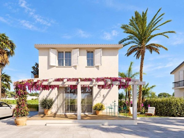casa indipendente in vendita a Marsala