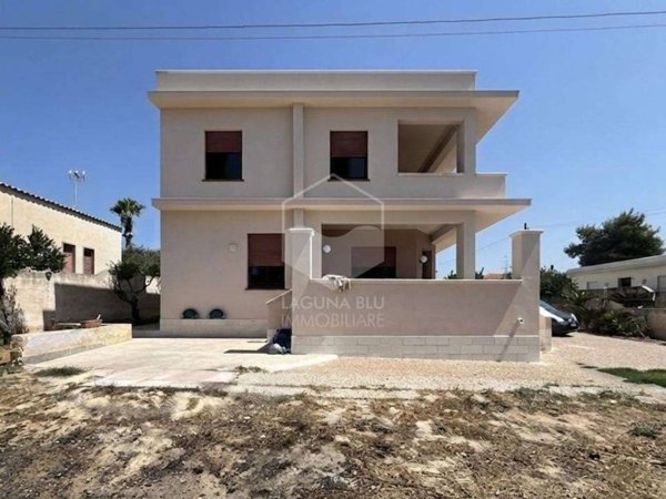 casa indipendente in vendita a Marsala