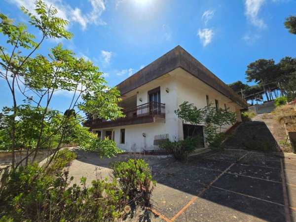 casa indipendente in vendita a Marsala in zona Santa Venera