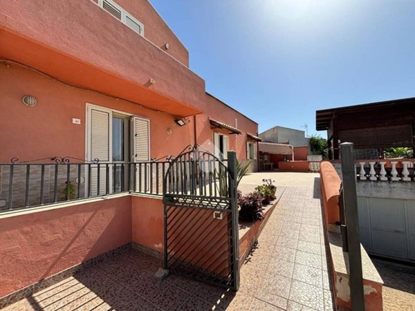 casa indipendente in vendita a Marsala