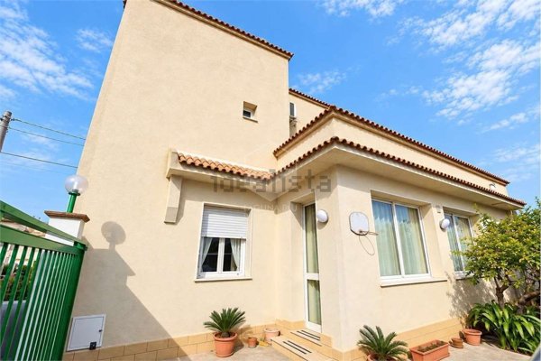 casa indipendente in vendita a Marsala in zona Terrenove