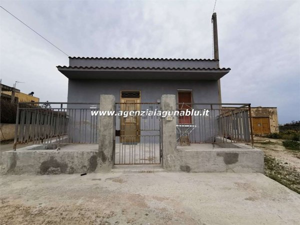 casa indipendente in vendita a Marsala