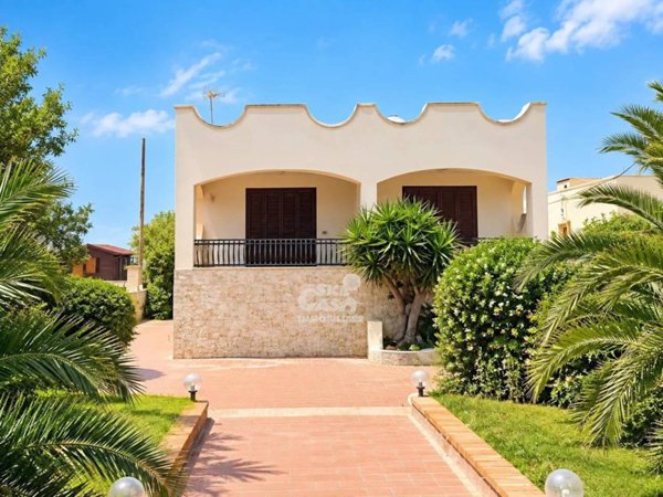 casa indipendente in vendita a Marsala in zona Casabianca