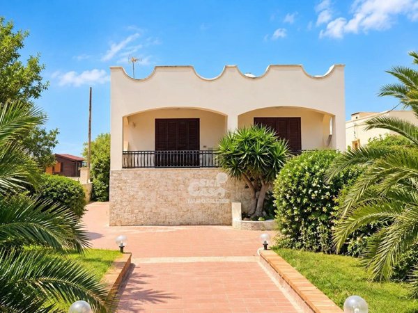casa indipendente in vendita a Marsala in zona Casabianca