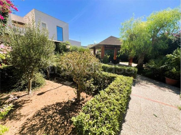 casa indipendente in vendita a Marsala
