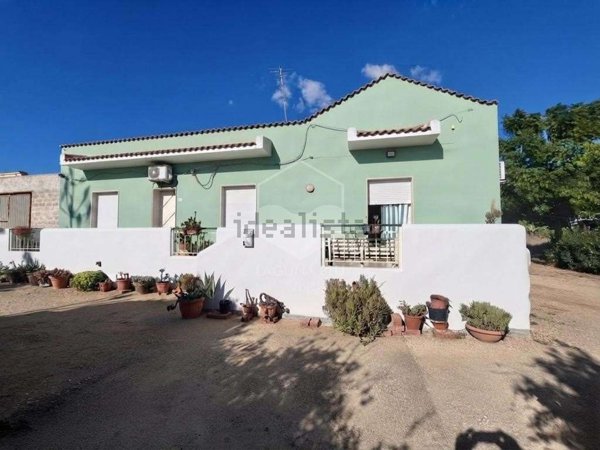 casa indipendente in vendita a Marsala