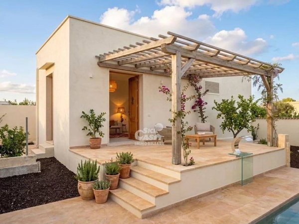 casa indipendente in vendita a Marsala