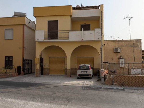 casa indipendente in vendita a Marsala