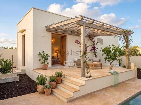 casa indipendente in vendita a Marsala