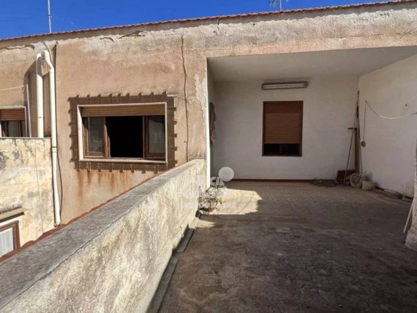 intera palazzina in vendita a Marsala in zona Centro Storico