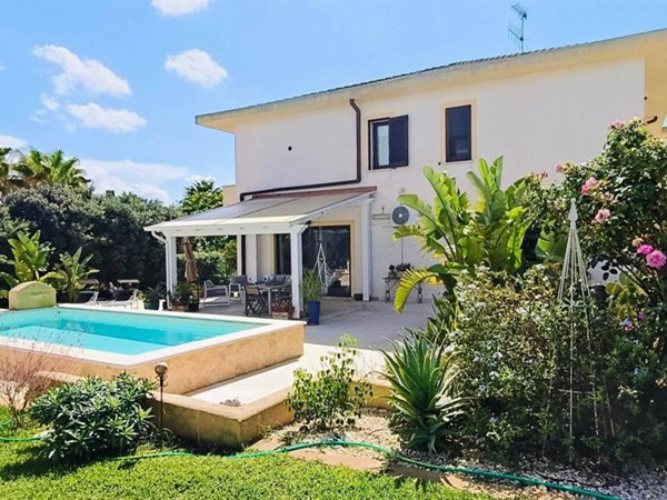 casa indipendente in vendita a Marsala