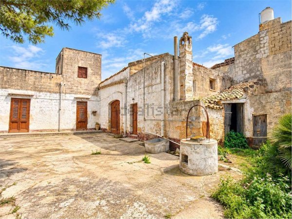 casa indipendente in vendita a Marsala