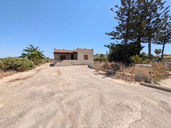 casa indipendente in vendita a Marsala