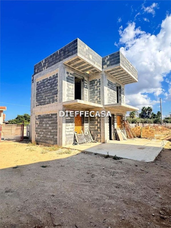 casa indipendente in vendita a Marsala