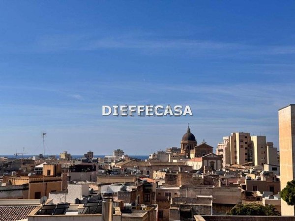 appartamento in vendita a Marsala in zona Centro Storico