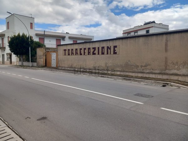 locale di sgombero in vendita a Marsala