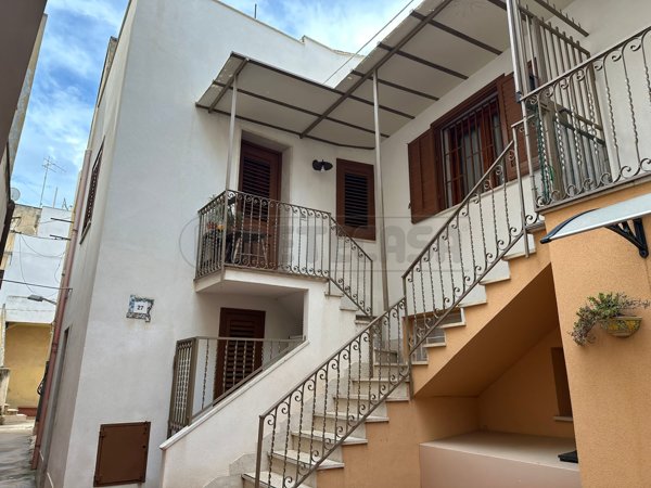appartamento in vendita a Mazara del Vallo in zona Centro Storico