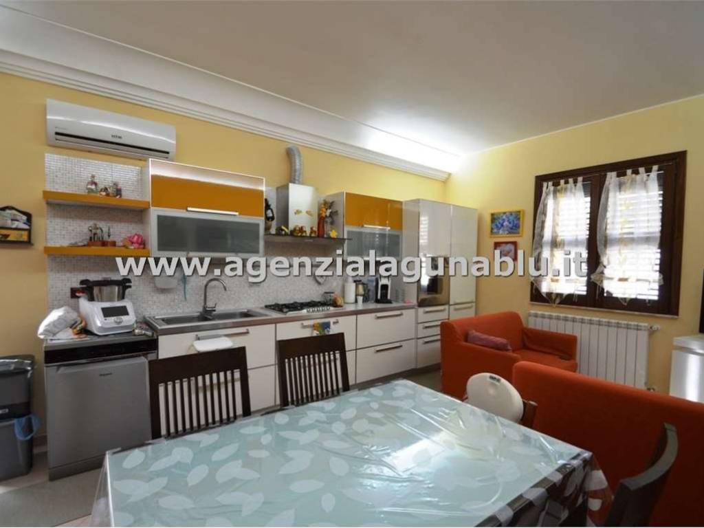 casa indipendente in vendita a Mazara del Vallo