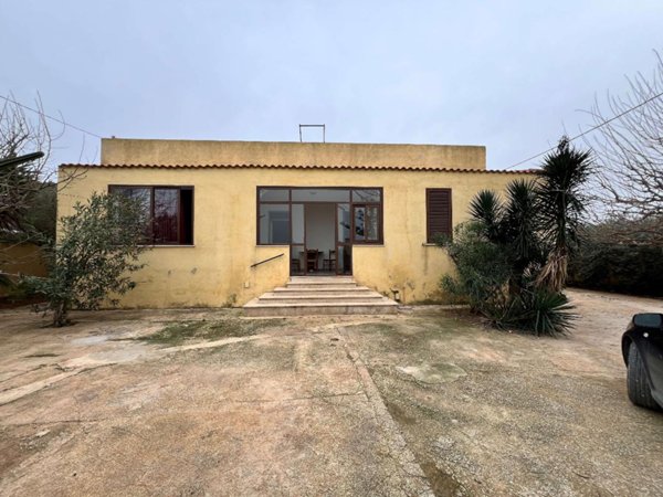 casa indipendente in vendita a Mazara del Vallo