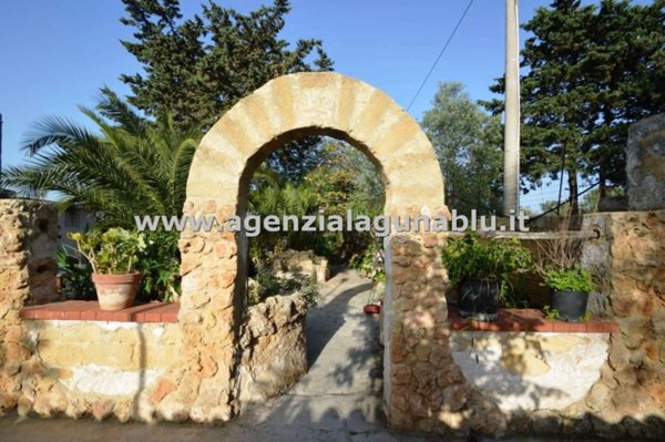 casa indipendente in vendita a Mazara del Vallo