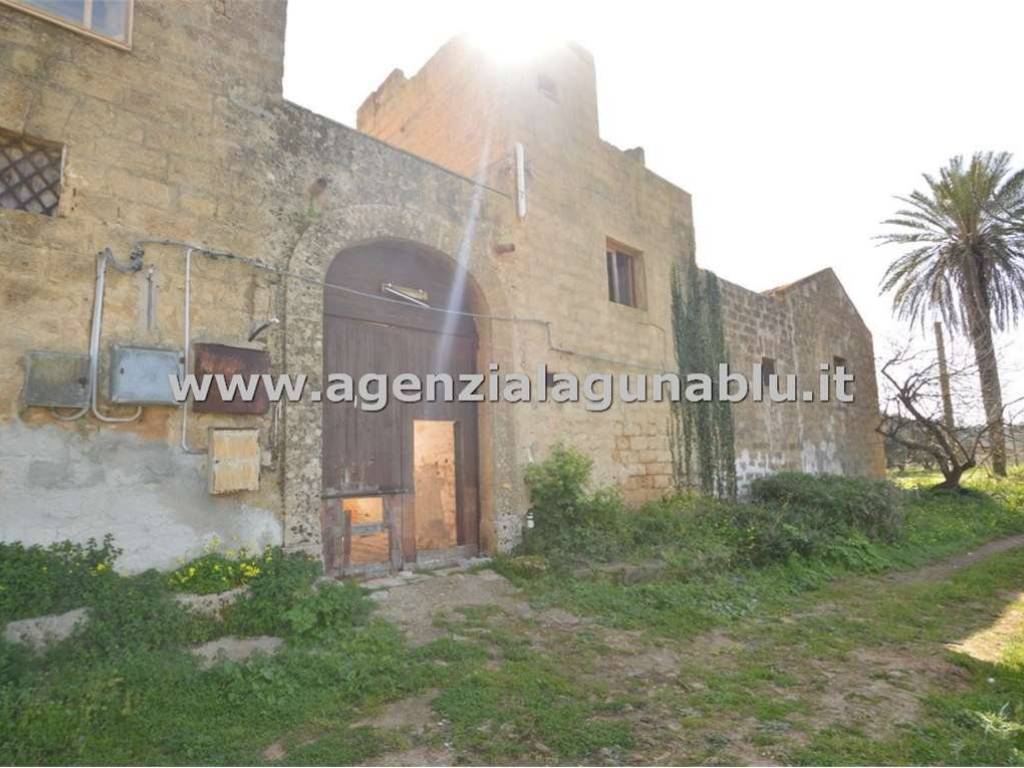 casa indipendente in vendita a Mazara del Vallo