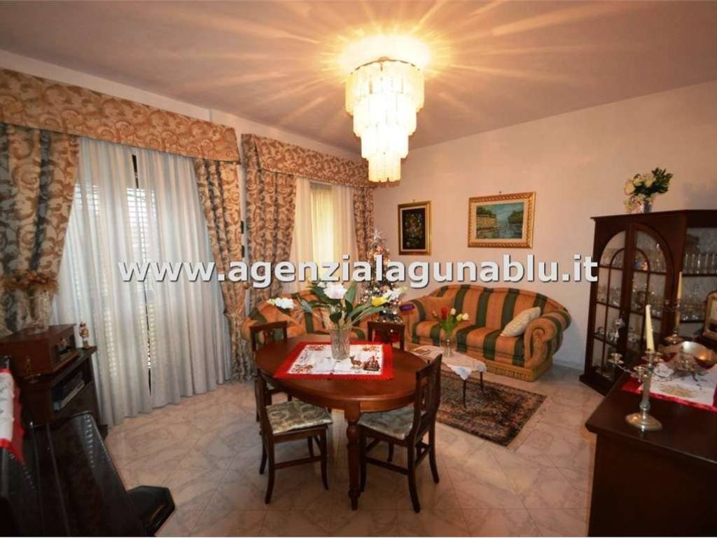 casa indipendente in vendita a Mazara del Vallo