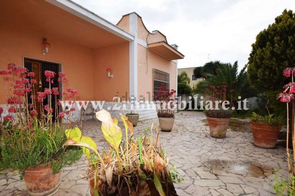 casa indipendente in vendita a Mazara del Vallo