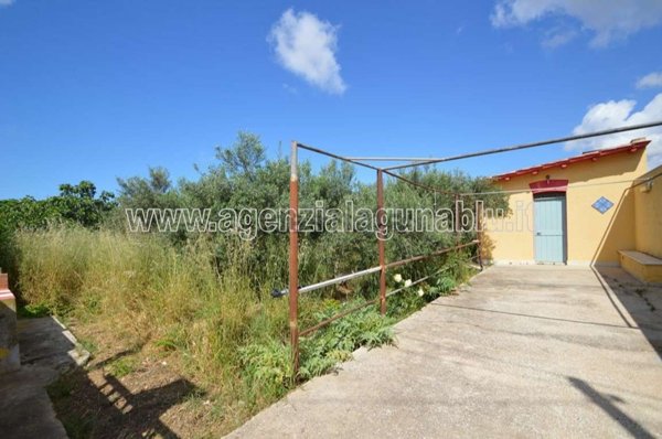 casa indipendente in vendita a Mazara del Vallo