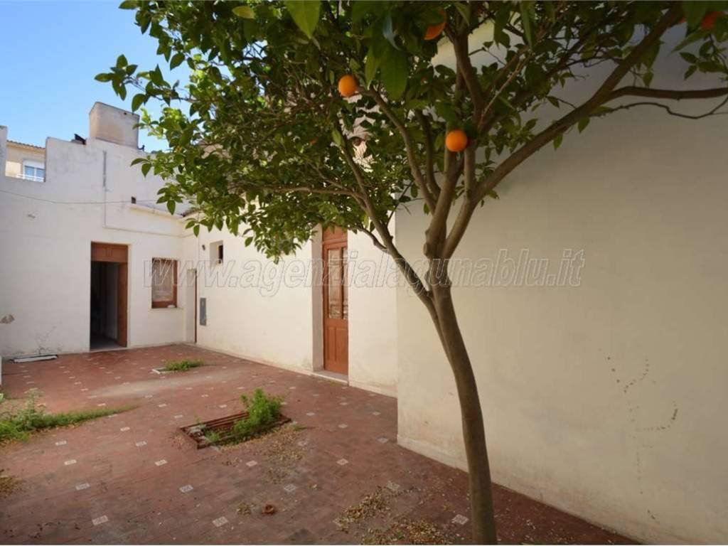 casa indipendente in vendita a Mazara del Vallo