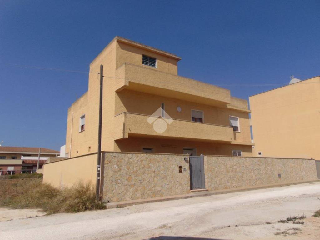 casa indipendente in vendita a Mazara del Vallo