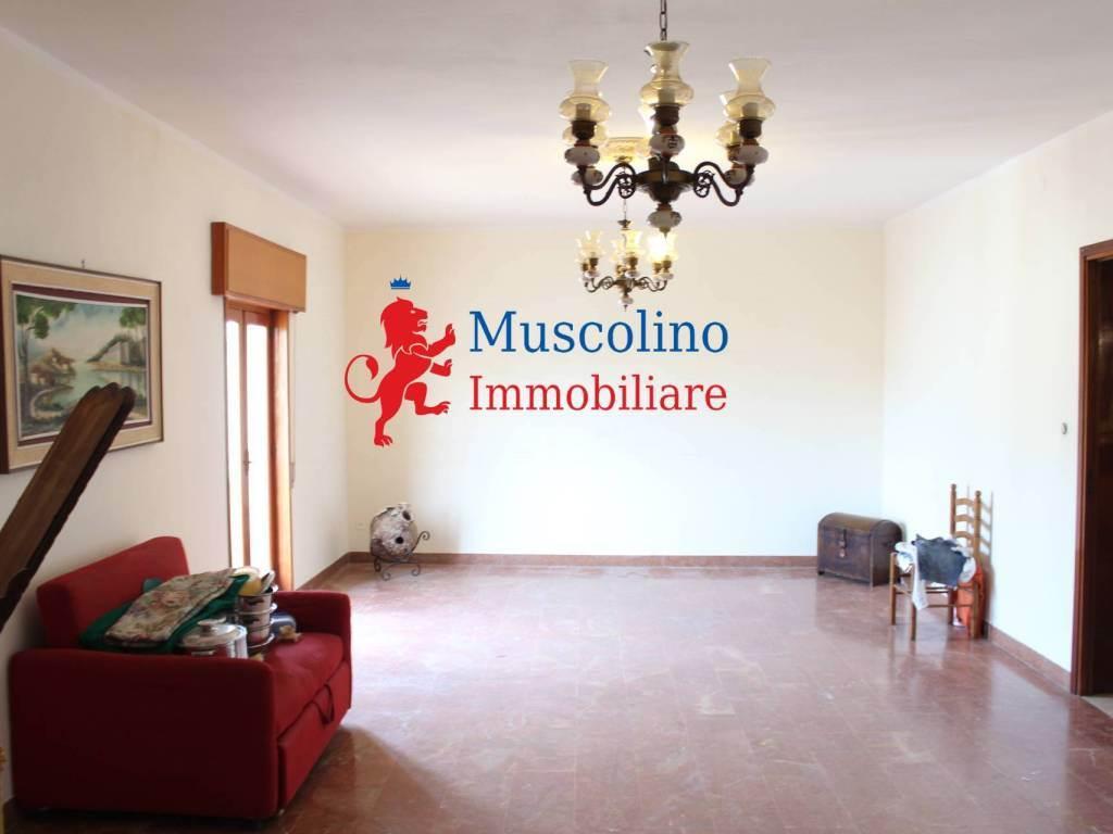 casa indipendente in vendita a Mazara del Vallo in zona Centro Storico