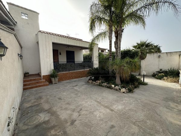 casa indipendente in vendita a Mazara del Vallo