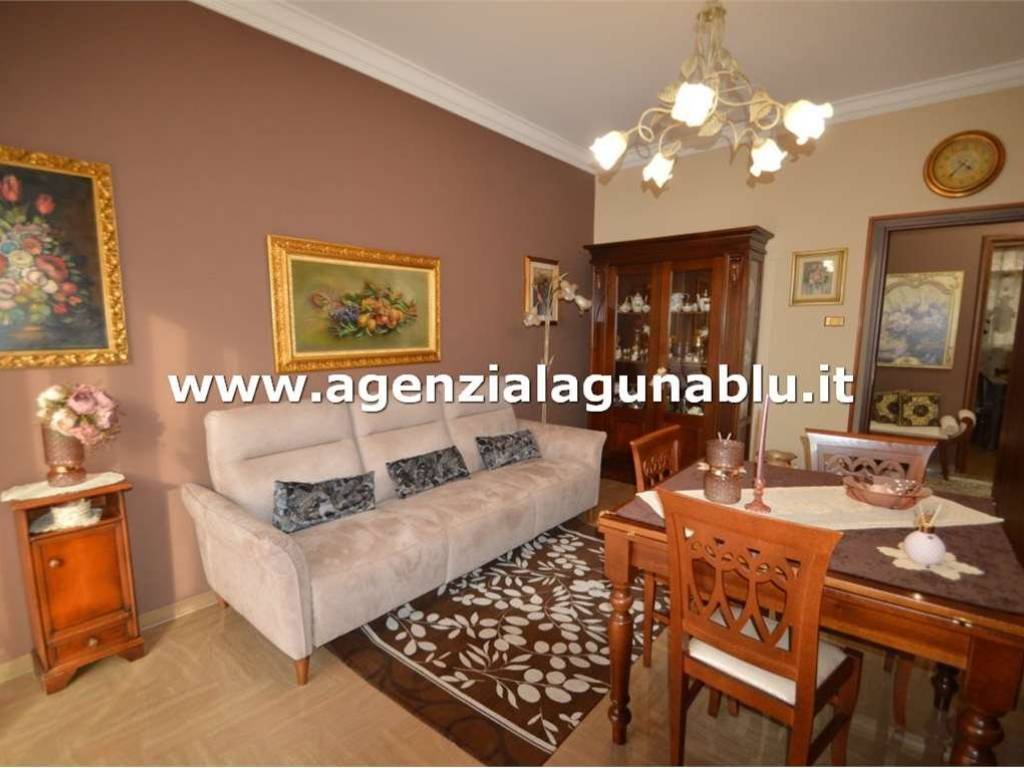 appartamento in vendita a Mazara del Vallo in zona Centro Storico