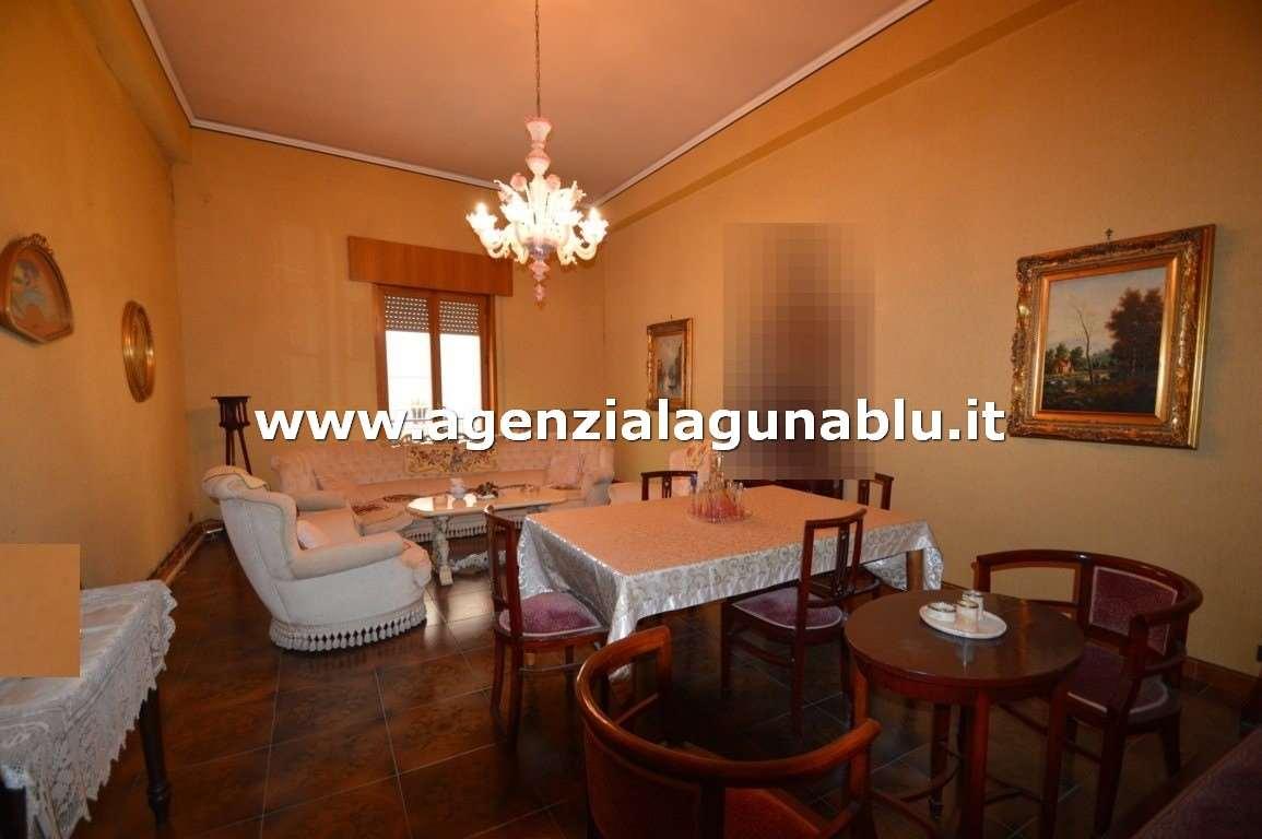 casa indipendente in vendita a Mazara del Vallo in zona Centro Storico