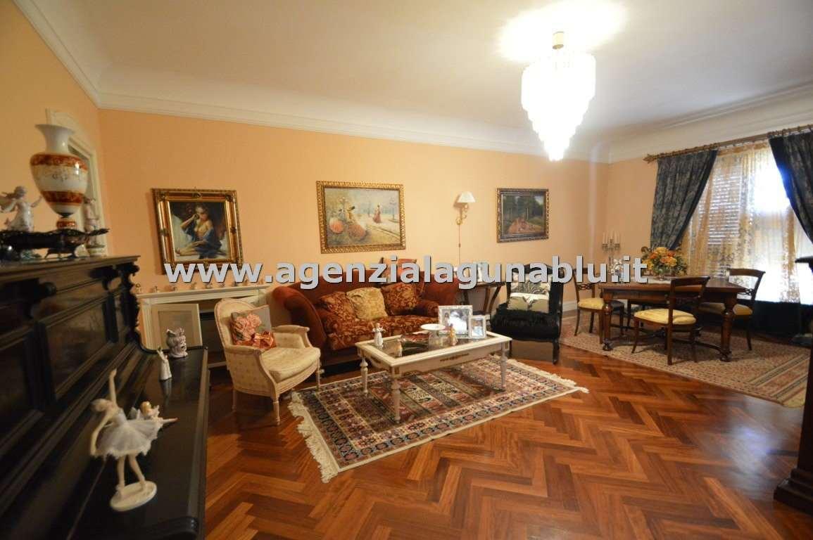 casa indipendente in vendita a Mazara del Vallo