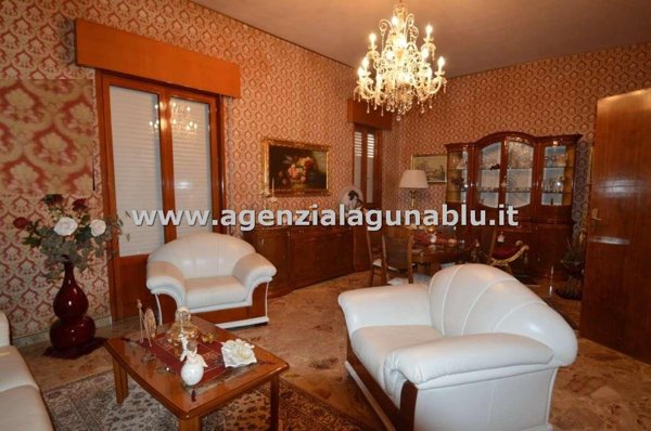 casa indipendente in vendita a Mazara del Vallo
